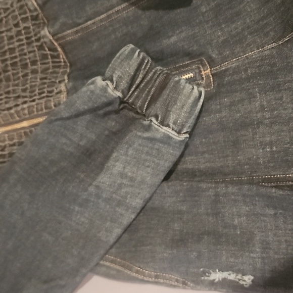 NWT Steve Madden "Nissa" Distressed Denim Smock-Waist Jumpsuit Size Small - Picture 12 of 16